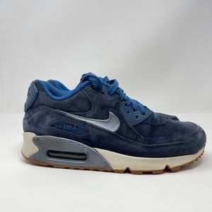 Nike Air Max Blue Suede Size 8